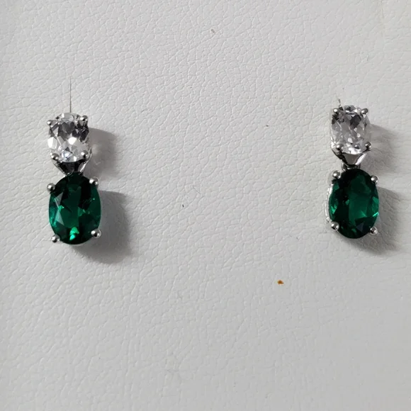 10K Gold Emerald and Sapphire Earrings - Picture 4 of 9